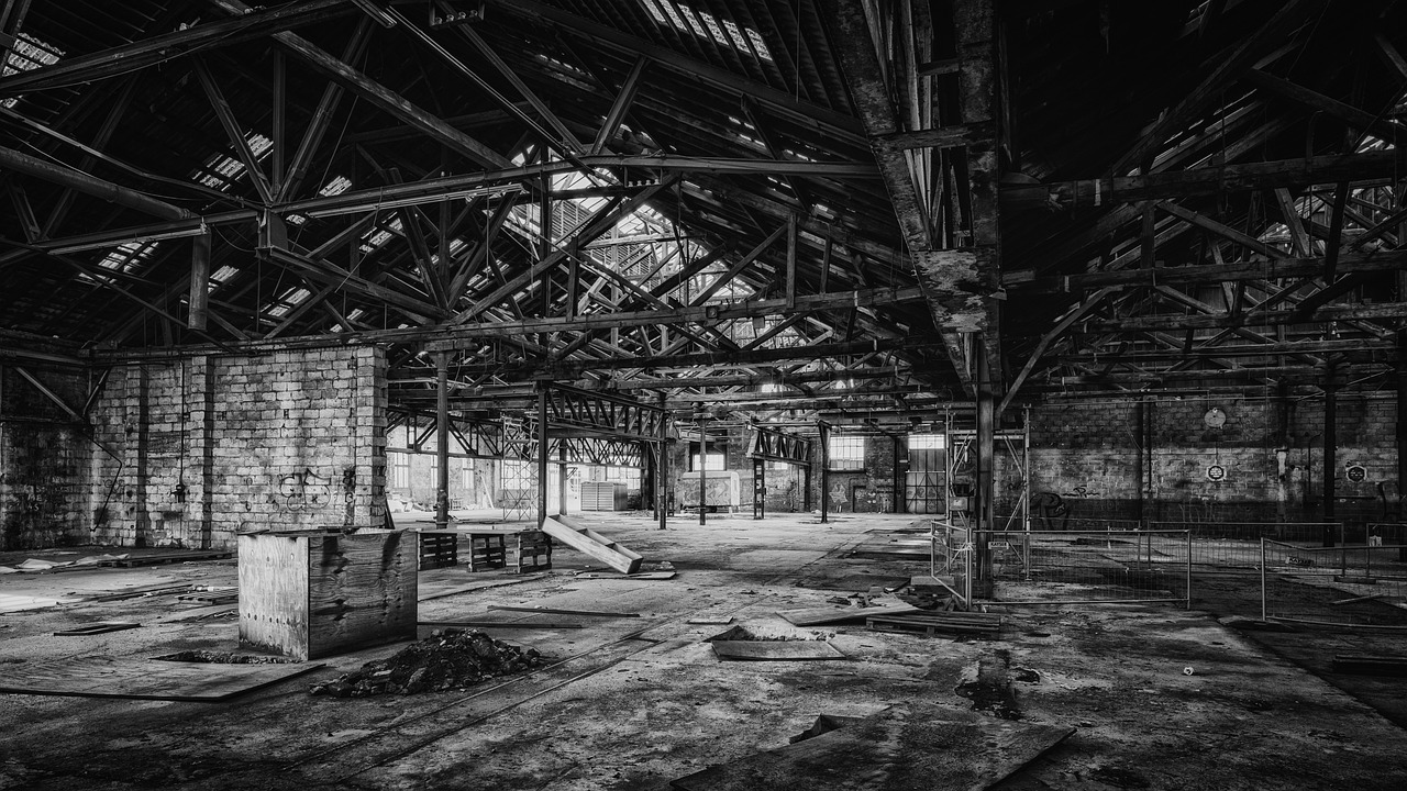 découvrez l'histoire fascinante de la décapitation, une pratique qui a marqué les civilisations à travers les âges. explorez les implications culturelles, politiques et sociales de cette méthode d'exécution, ainsi que son évolution au fil du temps.